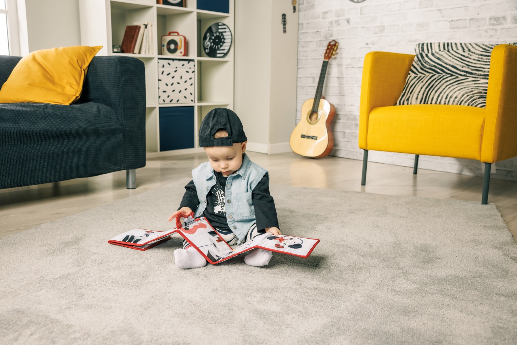 TINY LOVE TL16019000 Moja pierwsza książeczka edukacyjna Rockers